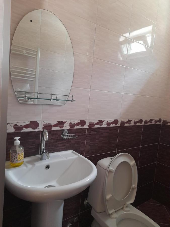 Kera Guest House Kazbegi Extérieur photo